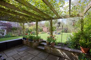 4 Magdalene Lane_Garden (3)- click for photo gallery